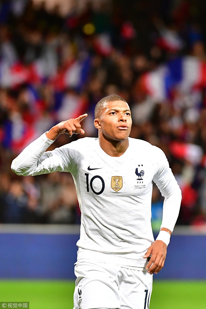 阿隆索：拉莫斯对我影响很大；很意外阿扎尔在皇马没有成功