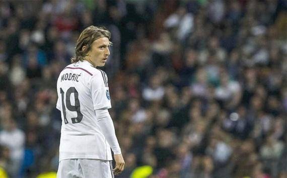 阿斯顿维拉 vs. 阿森纳：乌奈·埃梅里能再次智胜米克尔·阿尔特塔吗？